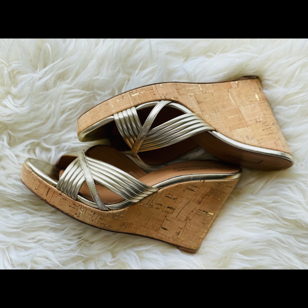 Aquazzura Sundance vegan leather wedges 40.5